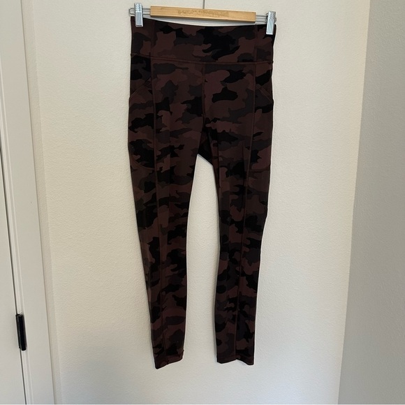 Lululemon Invigorate High-Rise Leggings 25" Inseam Camo Brown Size 6 Women’s - Picture 2 of 11